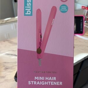 Bliss‎ Pink Mini Hair Straightener